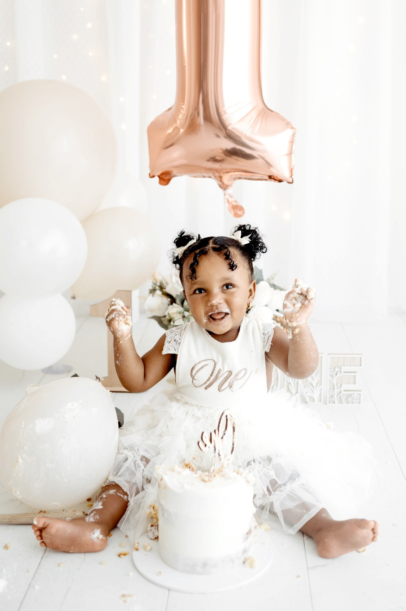 Cake smash photography by Kimmy M Photography